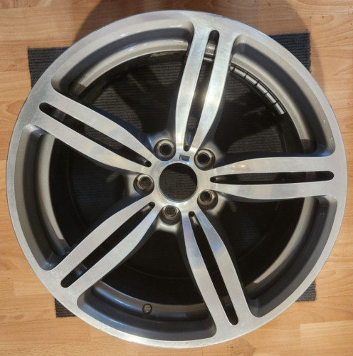 19" BMW M6 FACTORY OEM GREY MACHINED ALLOY WHEEL RIM 2006-2010 19x9 1/2 (REAR)