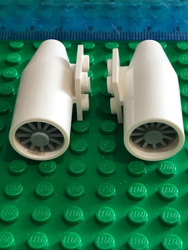 LEGO Aircraft 2 X Large Round Smooth Rocket Engine + Turbo Fan Motor White Grey