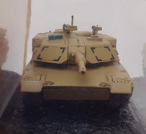 Altaya 1/72 Scale A2520 - M1A1HA Abrams Tank - Iraq 2003 - Picture 2 of 2
