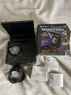 Intermatic Heavy Duty  24 Hour Outdoor Timer Model HB35R 1200 Watt 10A TESTED