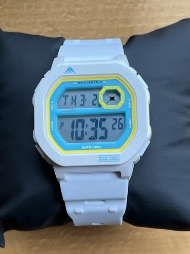 NORTH EDGE X1 Military Tactical Men's Digital Watch White - New in box