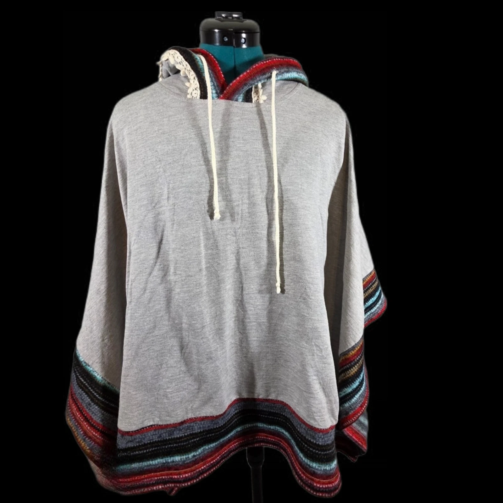 ALTAR'D STATE HOODED PONCHO FLEECE AZTEC PATTERN WOMENS - Small