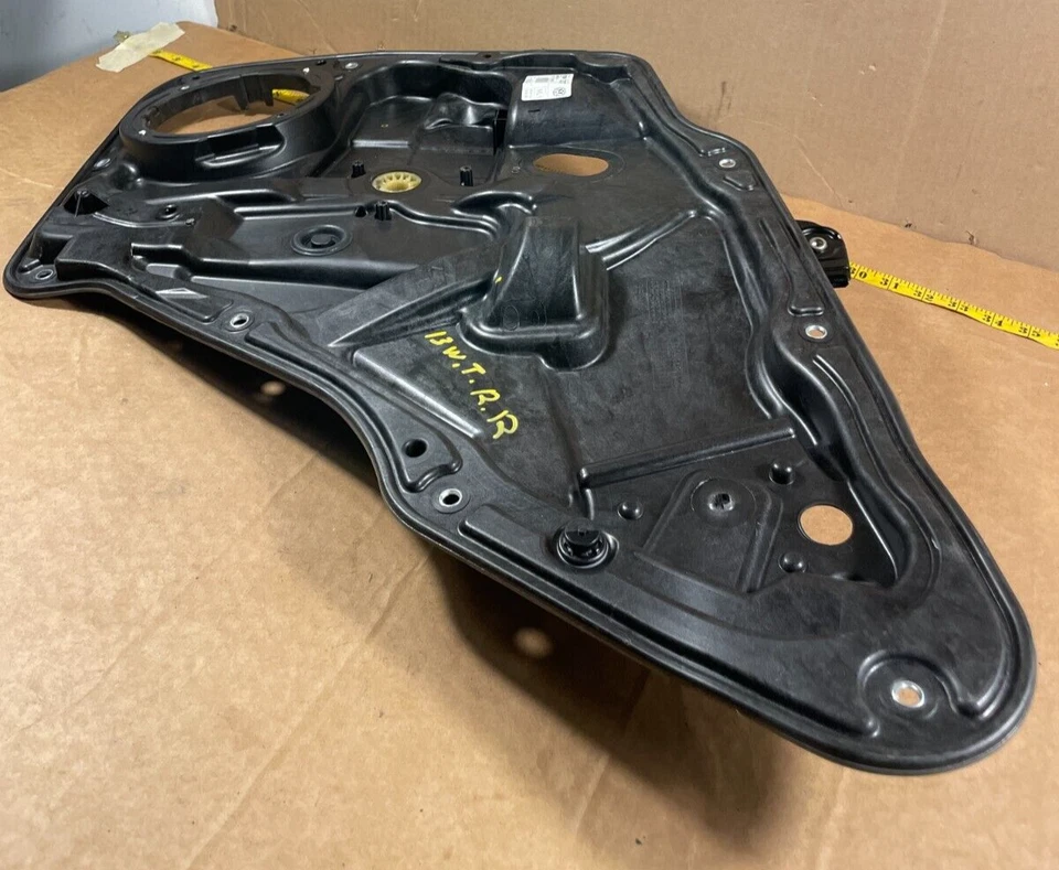 2009-2017 VW TIGUAN - REAR RIGHT Window Regulator W/ Frame 5N0839730S OEM . — 第 2/4 张图片