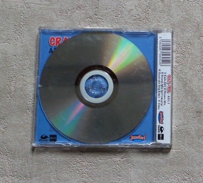CRAZY FROG CDケース CRAZY FROG CDケース Amazon.com: More Crazy Hits: CDs & Vinyl