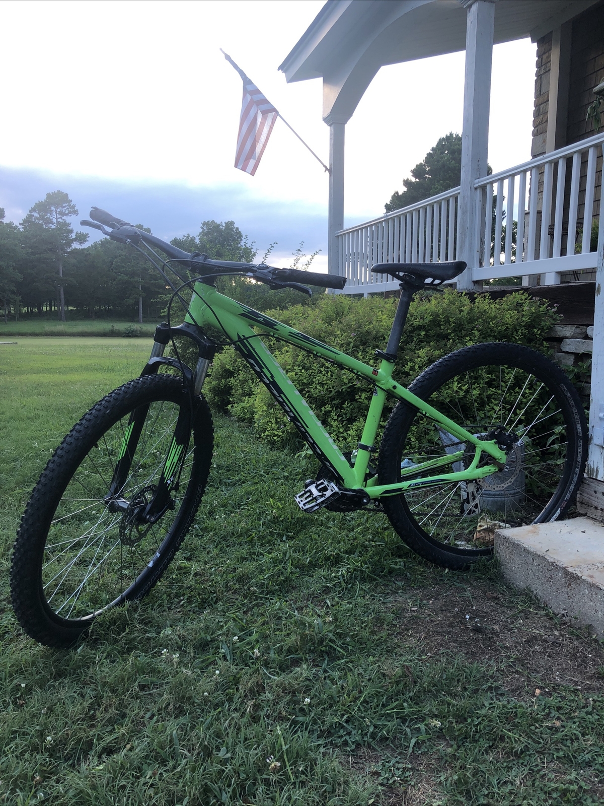 2017 Specialized Pitch Sport MTB, 27.5, Small