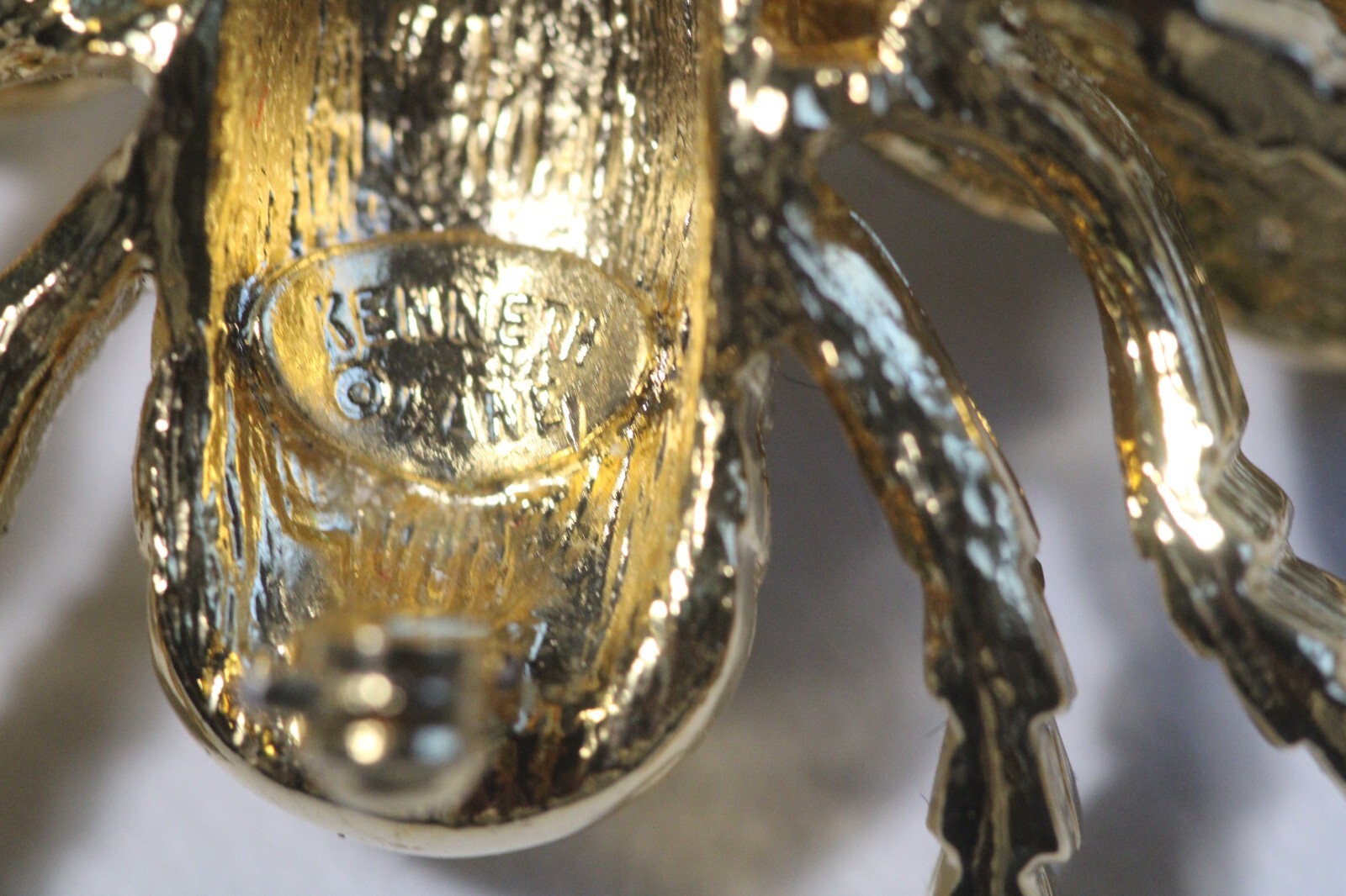 Vintage Signed Kenneth Jay Lane Rhinestone Bee Br… - image 4