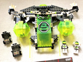LEGO 6981 Aerial Intruder BLACKTRON II LEGO SPACESHIP + INSTRUCTIONS COMPLETE