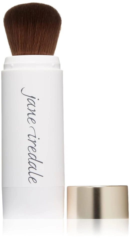 Amazing Base Mineral Powder with SPF 20 – Light, Luminous Coverage for Adults - Image 3 of 4