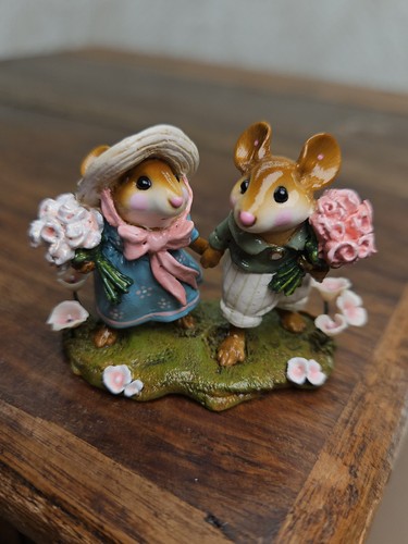 Wee Forest Folk 'Strolling Through The Seasons' LTD-08 Limited Edition Excellent