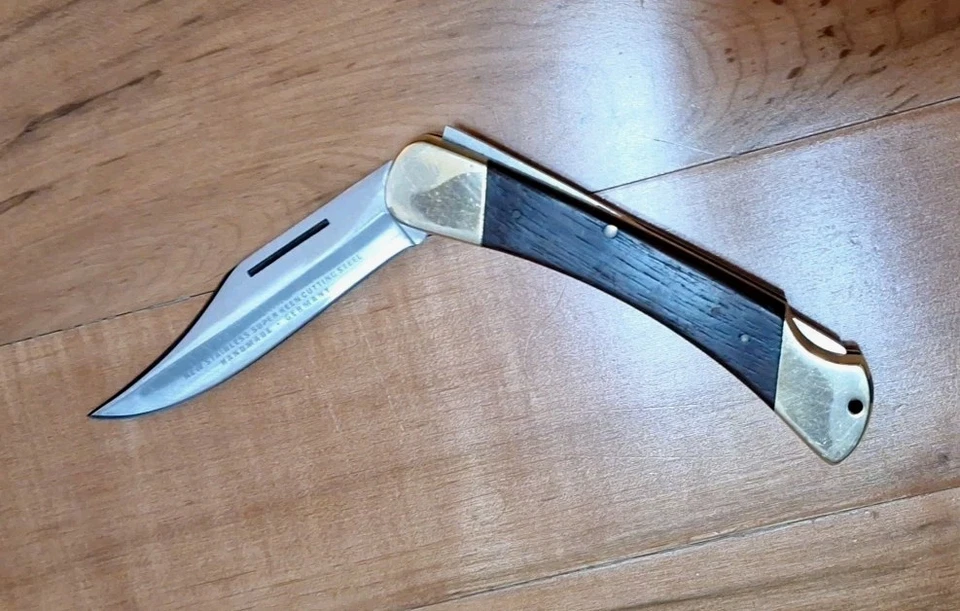 NAVAJA PLEGABLE PUMA 970 GAME WARDEN ALEMANIA 1972 DE COLECCIÓN BUEN ESTADO USADA Foto 2 de 4