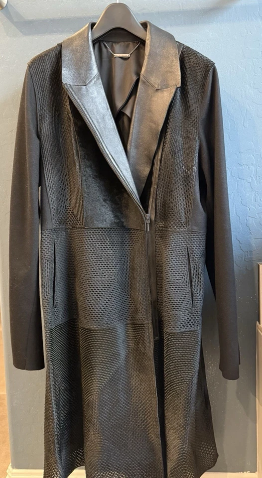 Abrigo de cuero de cordero corte láser XL Elie Tahari Foto 3 de 4