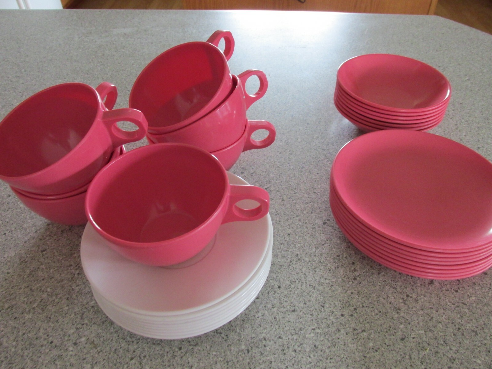 Melamine lot cups saucers plates bowls rose pink white Rose pink