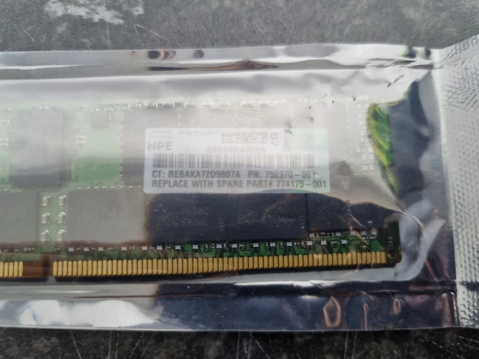 Kingston - HP21D4R5D4MAM-32 32GB PC4-17000 DDR4-2133MHz ECC Registered CL15 RDIM - Image 3 of 4