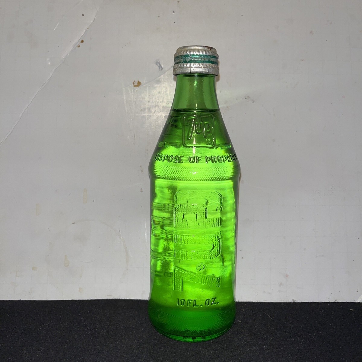Full 10 Oz. Embossed Screw top 7 Up Soda Bottle, No Refill Bottle
