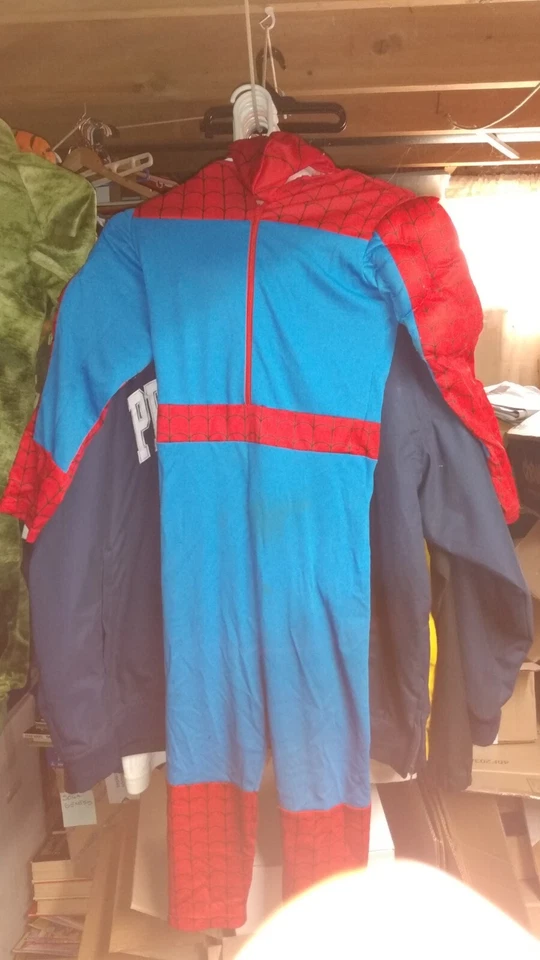 LIKE NEU QUALITY SPIDER MAN Halloween Costume Suit, 7 - 8 SIZE, RED BLUE - Image 4 of 4