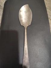 1931 WM ROGERS MFG. CO JELLY SPOON SERVER "LEGION" SILVERPLATE 
