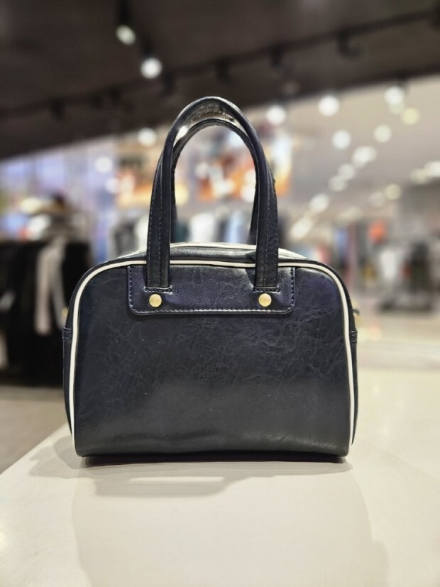 ★Adidas★ 25SS MINI BOWLING BAG Aurora Ink★大人気★ adidas Originals Mini Bowling Shoulder Crossbody Bag Aurora