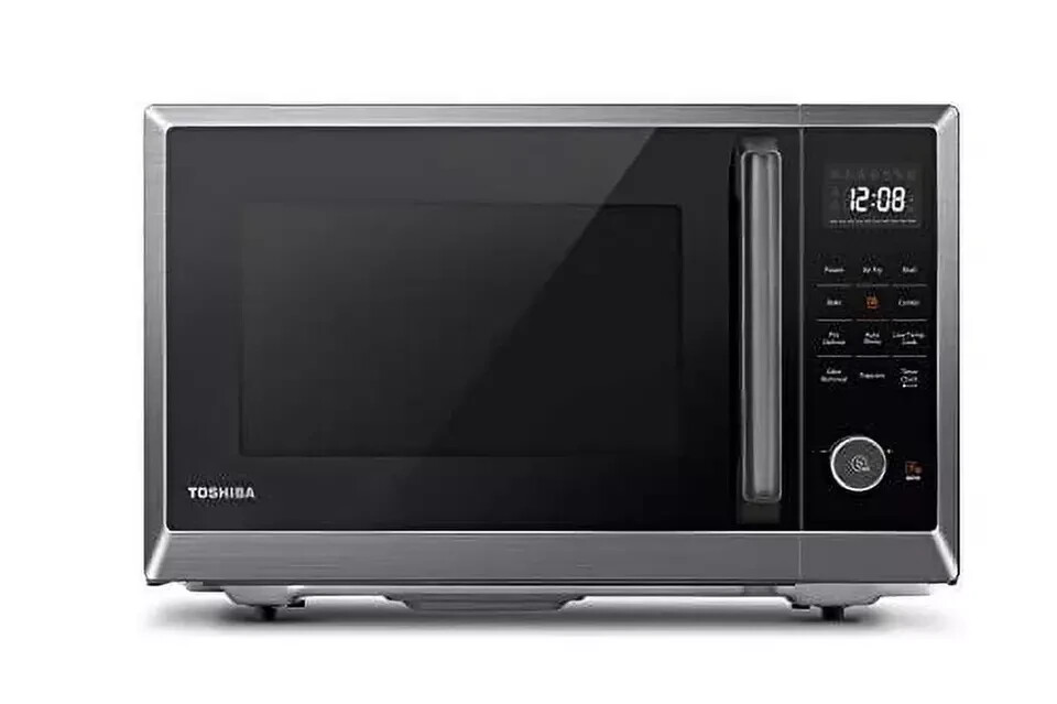 Toshiba 1.0 Cu. Ft 8-In-1 Air Fryer Microwave Oven Combo