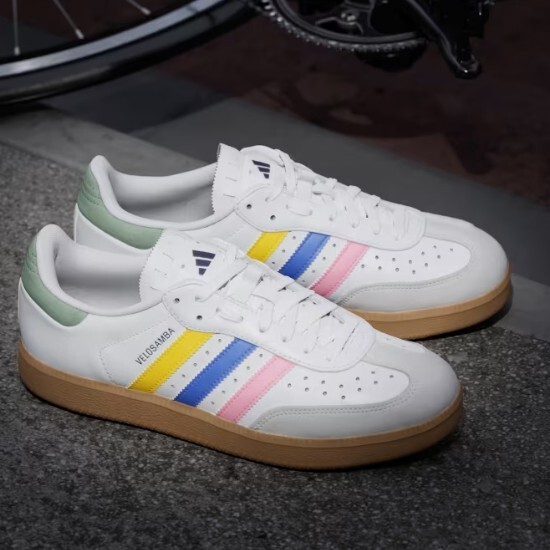 ウェア Adidas Velosamba Amazon.com | adidas Unisex Velosamba Sneaker, Black/White