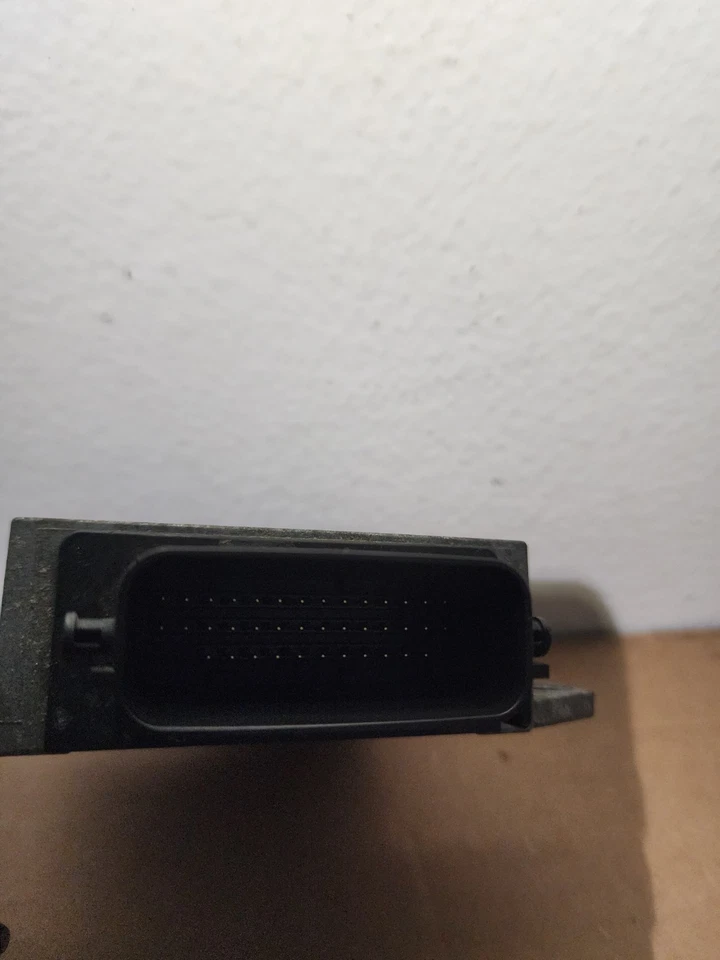 Módulo de control de transmisión TCU TCM 2008-2010 Mazda 5 2,3 L L L39C 18 9E1C Foto 3 de 4