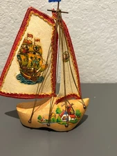 Vintage Dutch Wooden Shoe Clog Ship – 1950s Handcrafted Nautical Decor