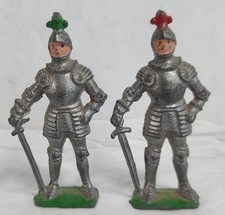 CHERILEA LEAD TOY SOLDIERS MEDIEVAL KNIGHTS SET OF 2 VINTAGE 1930s ENGLAND