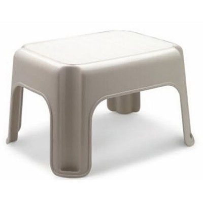 Rubbermaid FG420087BISQU 9.5'' 1 Step Slip Resistant Roughneck Tough Step Stool