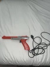Nintendo NES Zapper Light Gun Controller OEM NES-005 Original 1985