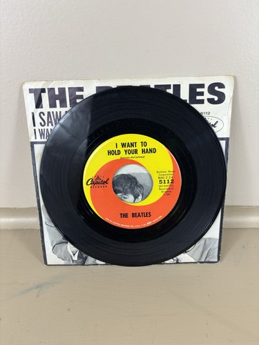 THE BEATLES I SAW HER STANDING THERE/ I WANT TO HOLD YOUR HAND RSD 24 7” VINYL - Picture 2 of 5