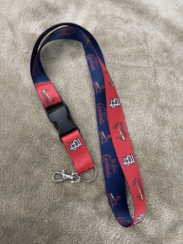 MLB Red & Blue ST. LOUIS CARDINALS 24” Clip On Keychain Lanyard - Picture 3 of 7