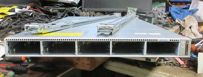 Cisco UCS-C220-M5 1U Server  2x XEON SILVER 4110 8GB 10x 2.5'' Bay 2x PSU RAILS