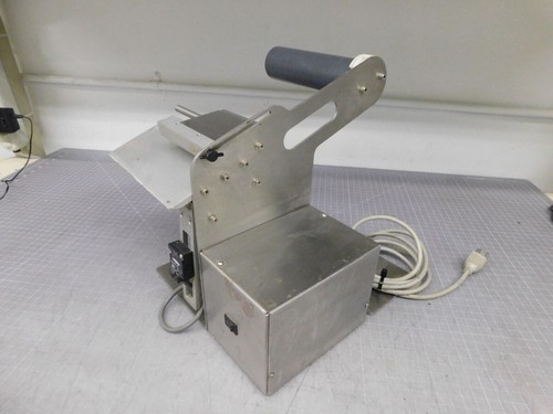 EAS EAGLE AUTOMATED SYSTEMS L5009-006 LABEL WINDING FEEDER MACHINE. M4982 - Picture 2 of 4