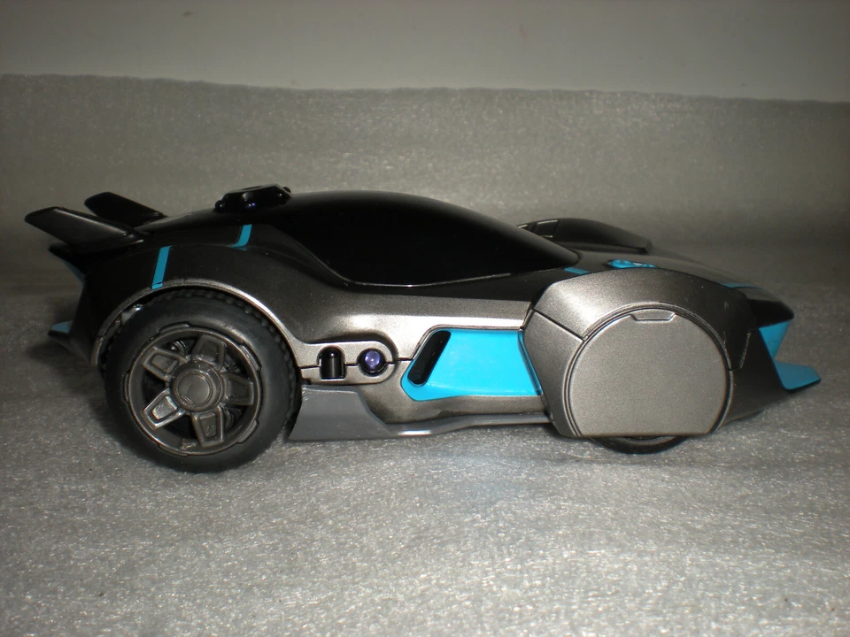 WowWee Model 0442 REV Robotic Enhanced Vehicles Air Car ONLY NO DRONE - Image 2 of 4