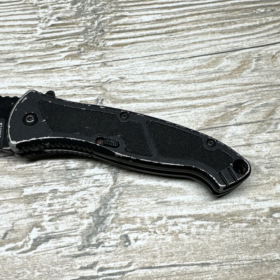 Smith & Wesson Folding Pocket Knife New Large Black SWAT Linerlock SWATLB - Image 3 of 4