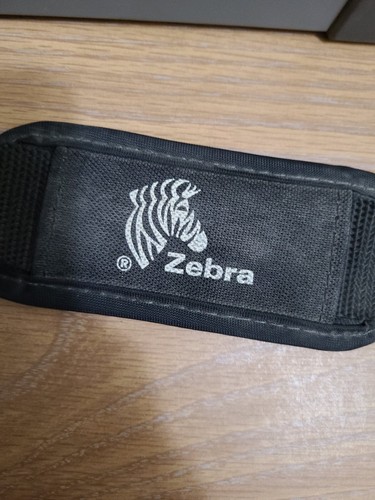 Impresora térmica portátil de código de barras Zebra PT400 sin fuente de alimentación - Imagen 3 de 11