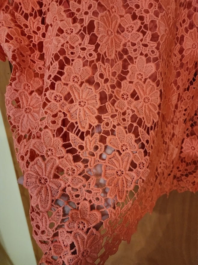 Liz Claiborne women's Size XXL floral 'crochet' overlay top & camisole-#4149 - Image 2 of 4