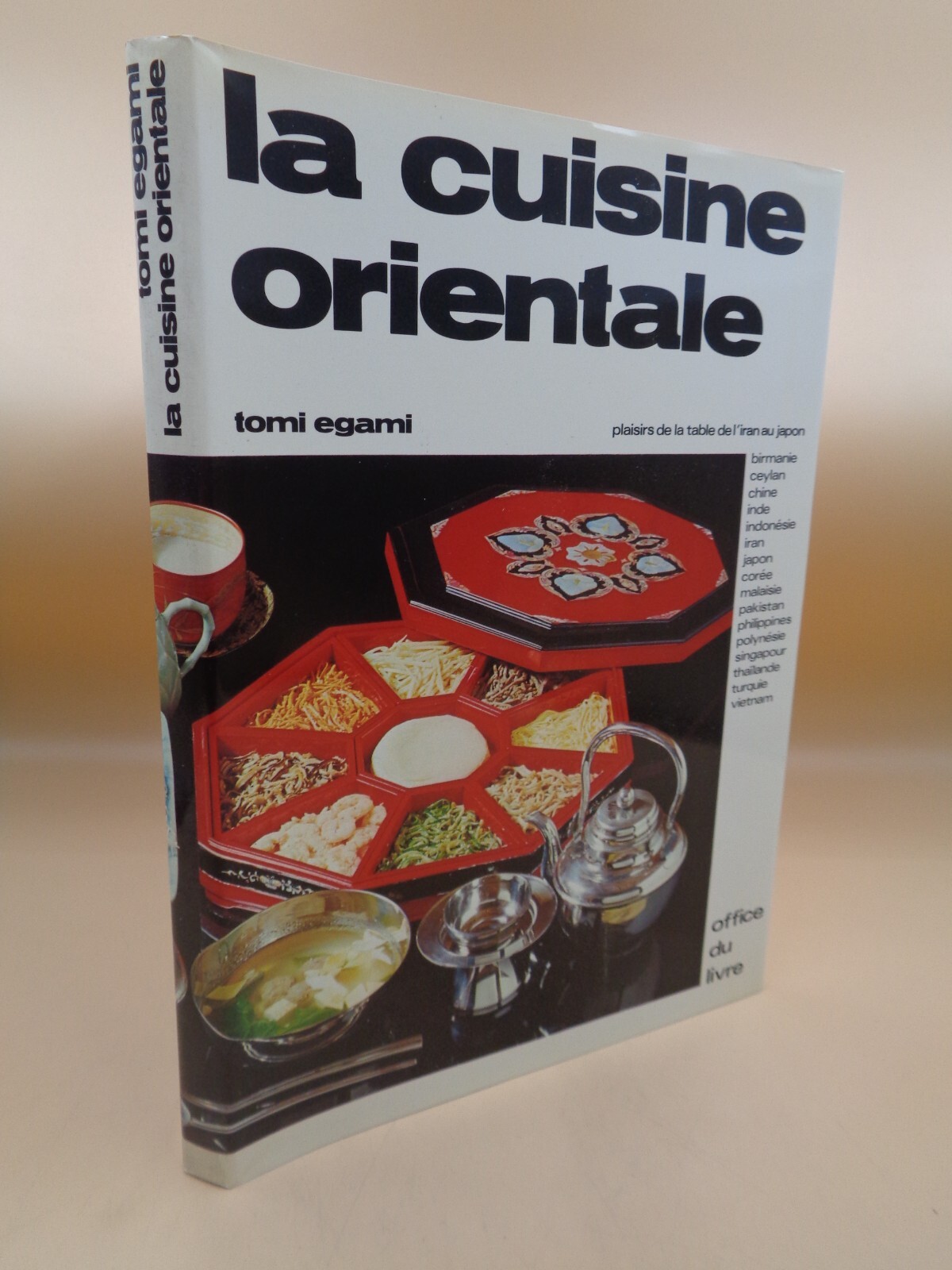 Tomi Egami: La Cocina Oriental