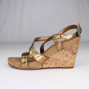 aerosoles cork wedge