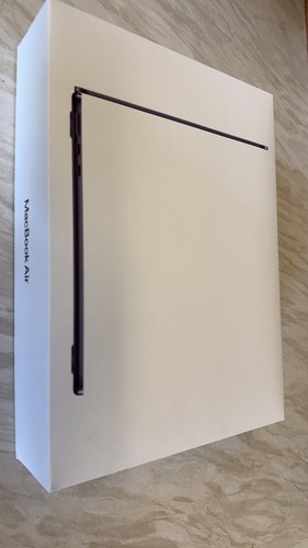MacBook Air 13 2024 M3, 16GB RAM, 256GB SSD, Midnight - 100%BH Boxed. - Afbeelding 7 van 9