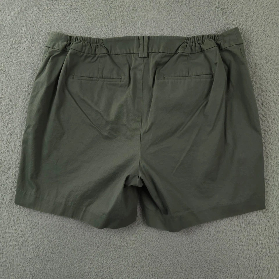 Talbots Shorts Womens 18W Plus Green Chino Button Side Elastic Waist Casual 7" - Image 2 of 4