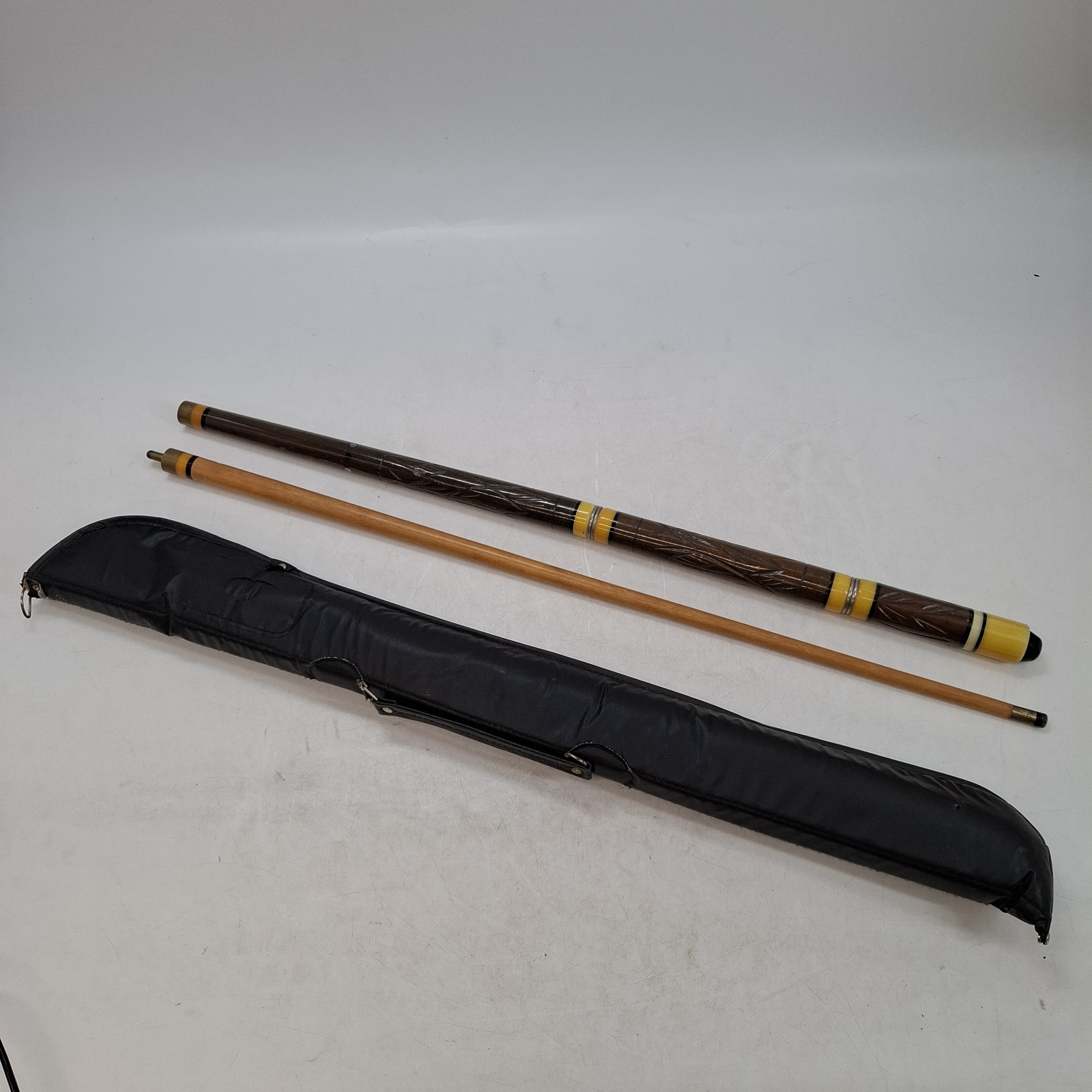 Vintage Carved Wood 2-Piece Pool Snooker Cue Retro Billiards Stick 146cm Good