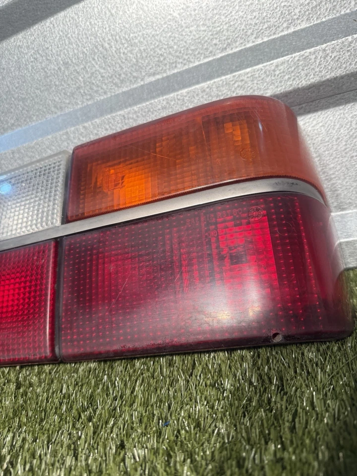 Luz trasera derecha pasajero pasajero Volvo 740 760 1984-1989 OEM Foto 4 de 4