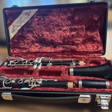 YAMAHA YCL-27 Clarinet with Hard Case Beginner/Intermediate Level