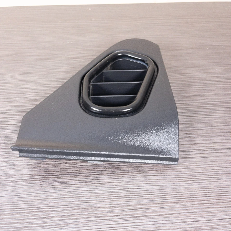 Nissan 300Zx 1990-1992 VG30 Z32 pasajero lado derecho tablero ventilación lateral Foto 2 de 4