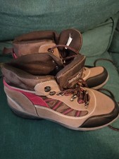 Scarpe ben tenute 3 Paia Ottimo Stato