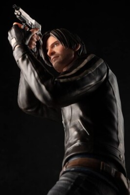 BIOHAZARD: VENDETTA ARTFX Leon. S. Kennedy Renewal Package 1