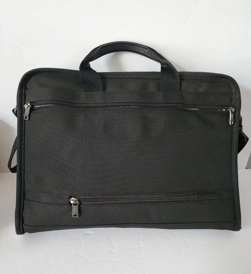 TUMI 26011D4 BUSINESS Bolso Delgado MALETÍN, BOLSO DE HOMBRO NYLON Mensajero NEGRO ¡GUC! Foto 3 de 4