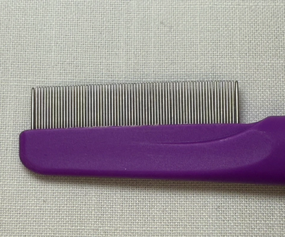 Peine Hartz para perros y gatos, herramienta de dientes finos, desenredante y demateado Foto 4 de 4