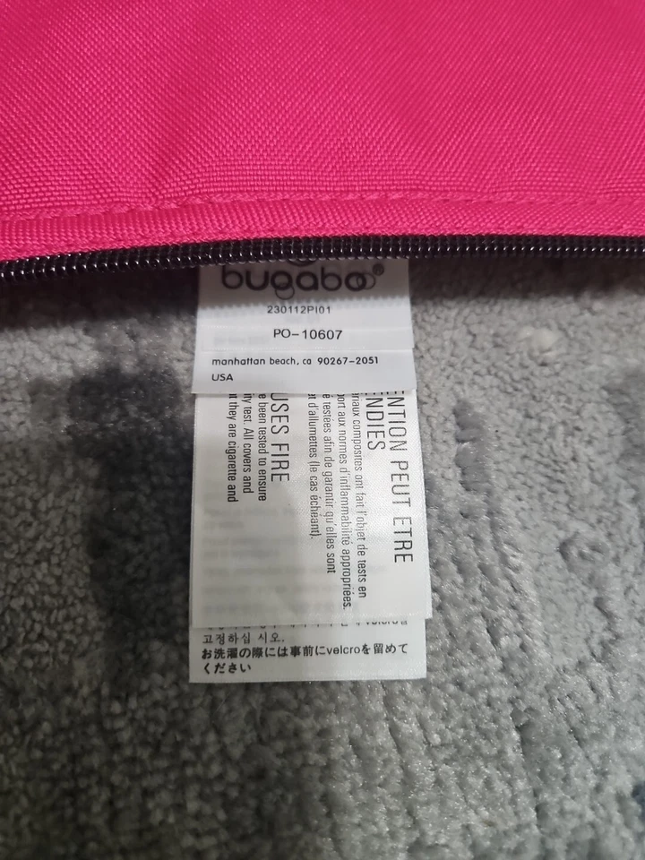 Bugaboo Cameleon 3 Bassinet Apron Pink 2011, Brand New - Image 3 of 4