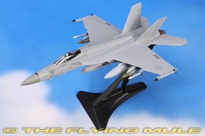 JC Wings 1:72 F/A-18E Super Hornet USN VFA-87 Golden Warriors AJ302